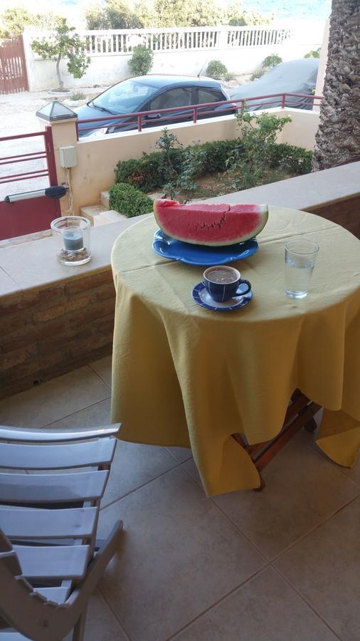 Surf House Villa Artemida  Exterior photo